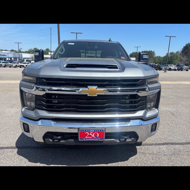 2026 Chevrolet Silverado 2500HD LT thumbnail 4