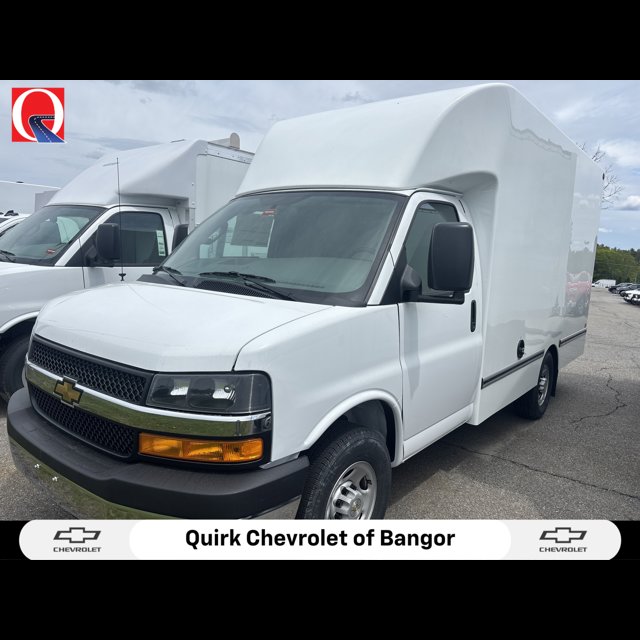 2026 Chevrolet Express Commercial Cutaway Base RWD