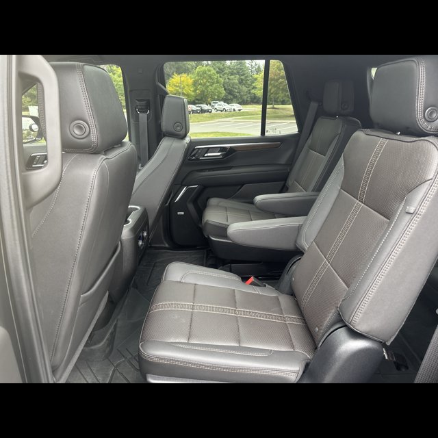 2025 Chevrolet Tahoe High Country thumbnail 12