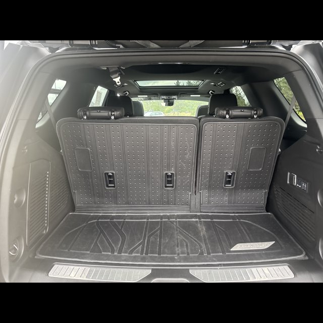 2025 Chevrolet Tahoe High Country thumbnail 15