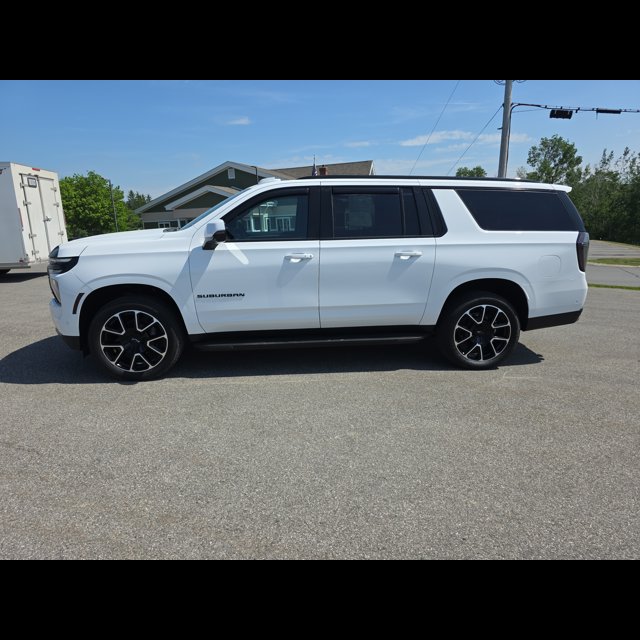 2026 Chevrolet Suburban RST thumbnail 2