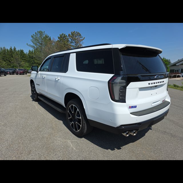 2026 Chevrolet Suburban RST thumbnail 3