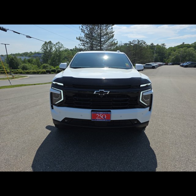 2026 Chevrolet Suburban RST thumbnail 10