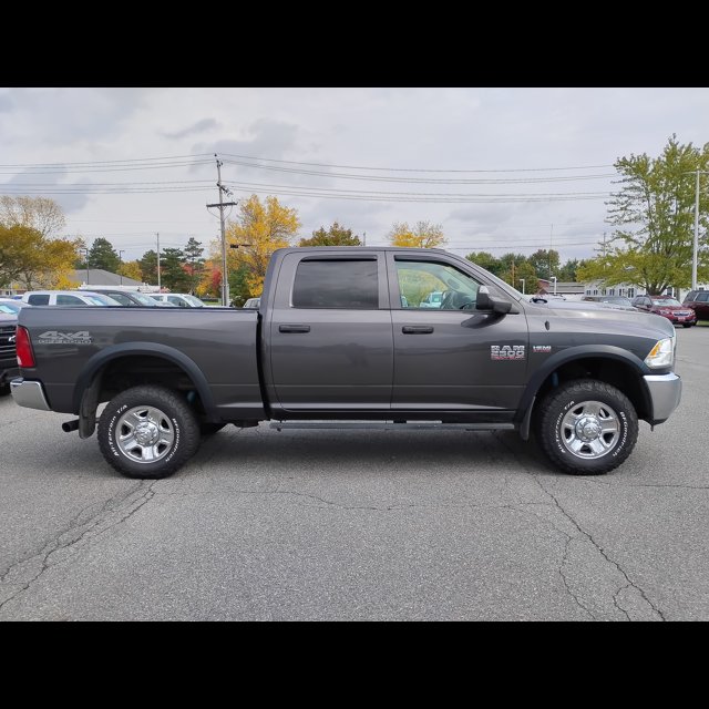 2018 Ram 2500 Tradesman thumbnail 4