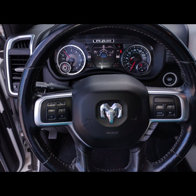 2019 Ram 2500 Laramie thumbnail 9