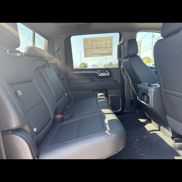 2026 Chevrolet Silverado 2500HD LTZ thumbnail 8