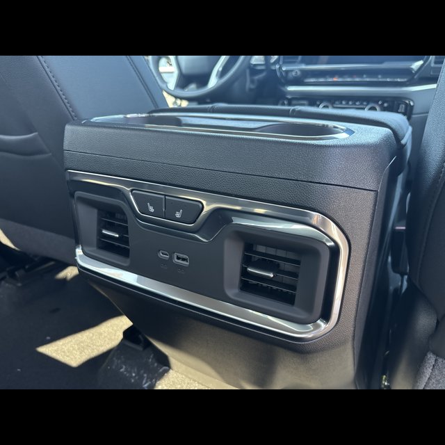 2026 Chevrolet Silverado 2500HD LTZ thumbnail 10