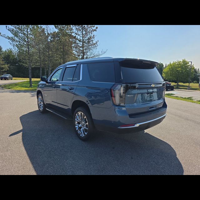 2026 Chevrolet Tahoe LT thumbnail 3