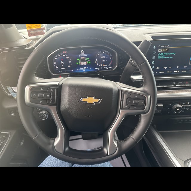 2026 Chevrolet Silverado 2500HD LTZ thumbnail 8