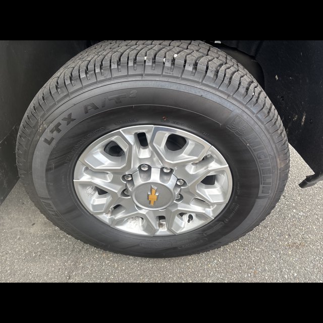 2026 Chevrolet Silverado 2500HD LTZ thumbnail 12