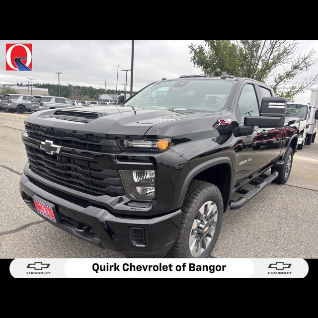 2026 Chevrolet Silverado 2500HD Custom