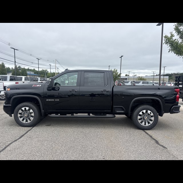 2026 Chevrolet Silverado 2500HD Custom thumbnail 2