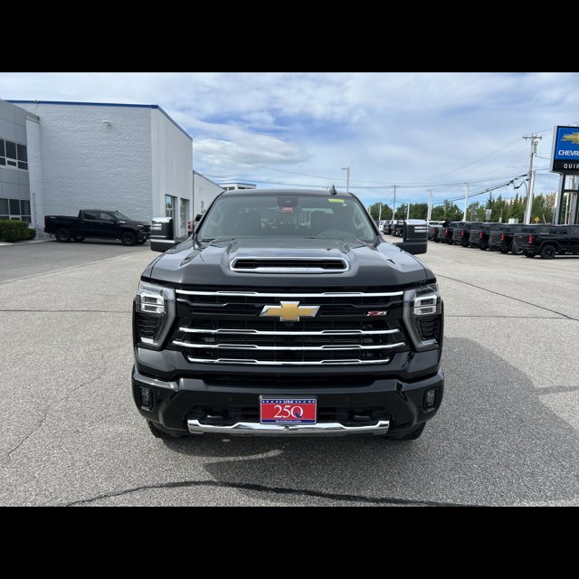 2026 Chevrolet Silverado 2500HD LT thumbnail 3