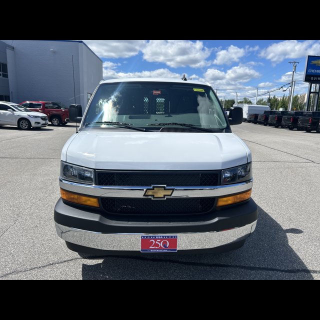 2026 Chevrolet Express Cargo Van Base thumbnail 3