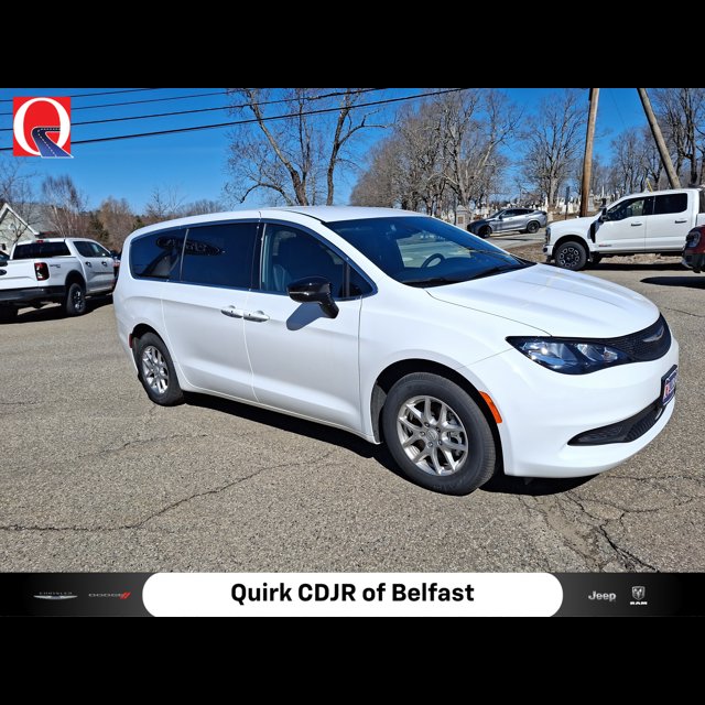 2026 Chrysler Voyager LX FWD