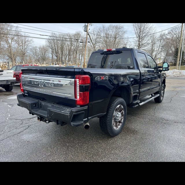 2024 Ford Super Duty F-250 SRW King Ranch thumbnail 5