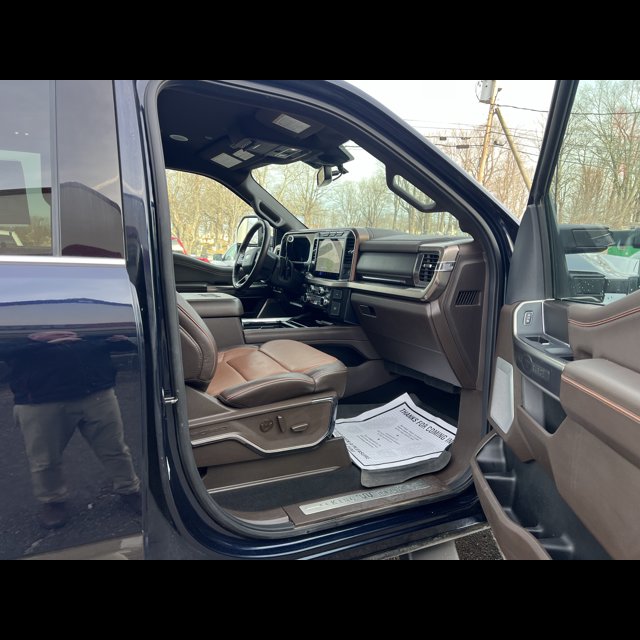 2024 Ford Super Duty F-250 SRW King Ranch thumbnail 8