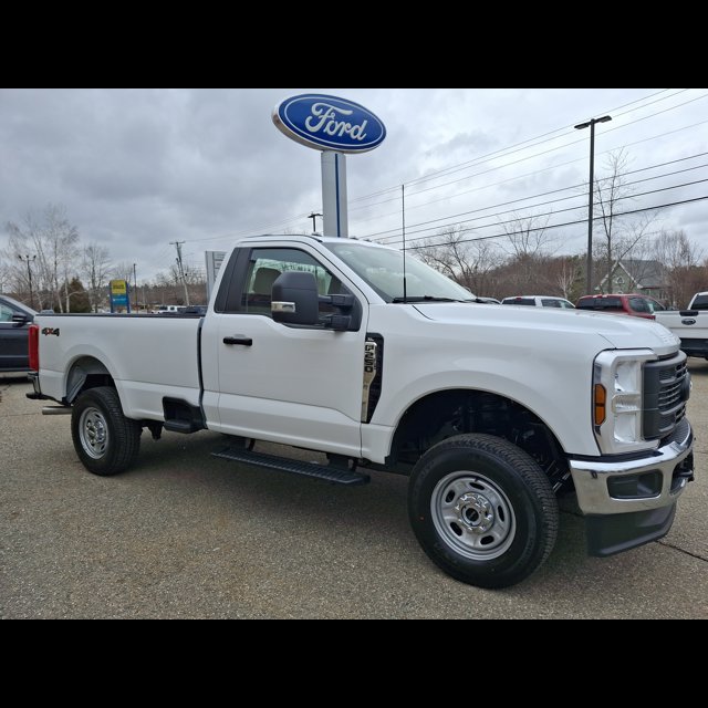 2026 Ford Super Duty F-250 SRW XL thumbnail 3