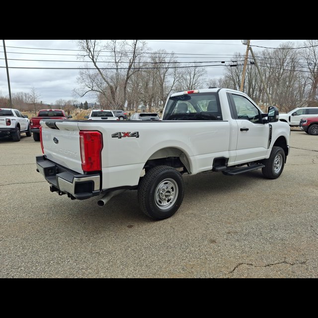 2026 Ford Super Duty F-250 SRW XL thumbnail 5