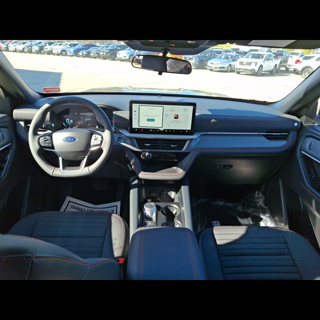 2026 Ford Explorer ST-Line thumbnail 14