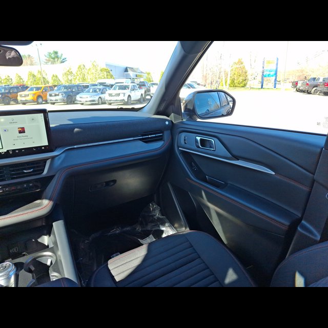 2026 Ford Explorer ST-Line thumbnail 15