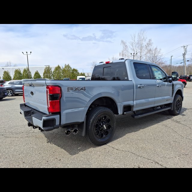 2026 Ford Super Duty F-350 SRW Base thumbnail 5