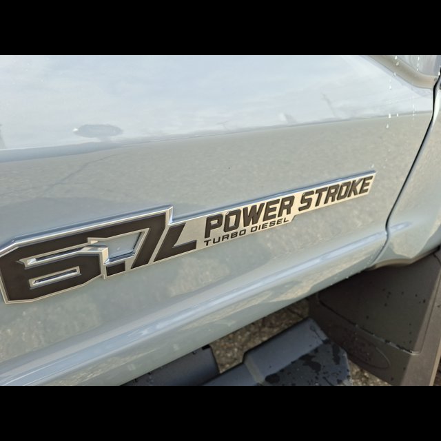 2026 Ford Super Duty F-350 SRW Base thumbnail 11