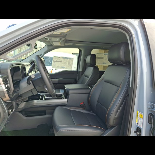 2026 Ford Super Duty F-350 SRW Base thumbnail 12