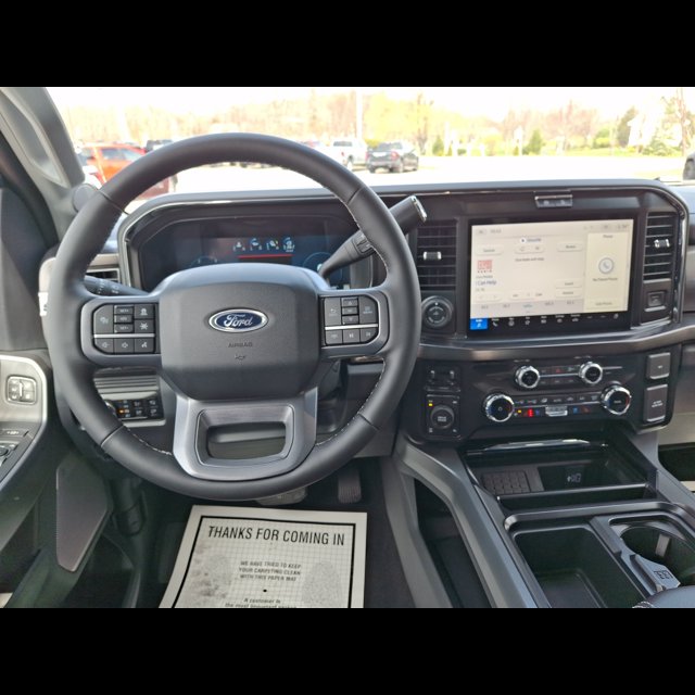 2026 Ford Super Duty F-350 SRW Base thumbnail 14