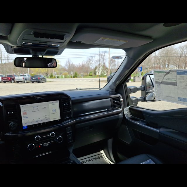 2026 Ford Super Duty F-350 SRW Base thumbnail 15