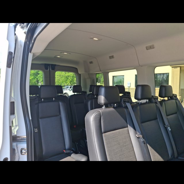 2026 Ford Transit Passenger Wagon XL thumbnail 16