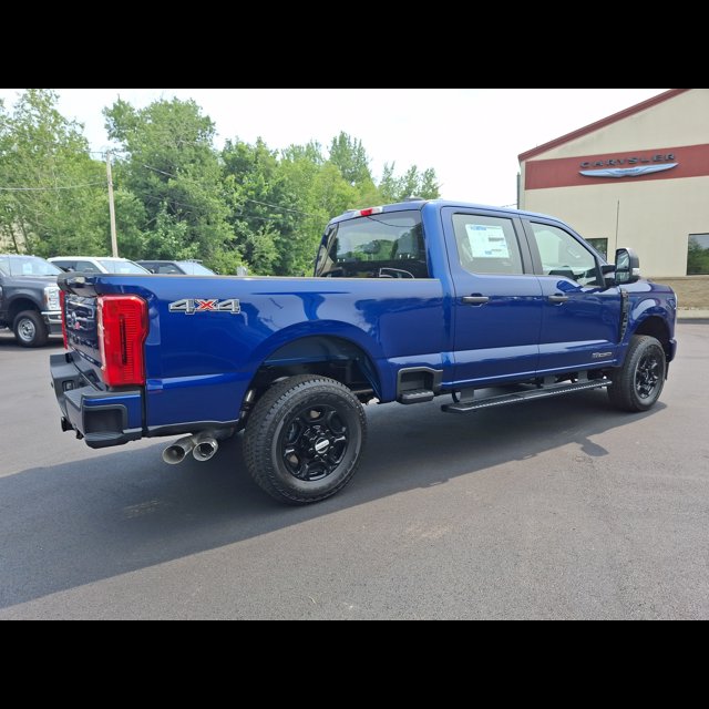 2026 Ford Super Duty F-250 SRW Base thumbnail 6