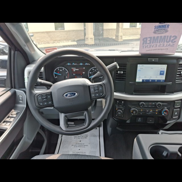 2026 Ford Super Duty F-250 SRW Base thumbnail 14