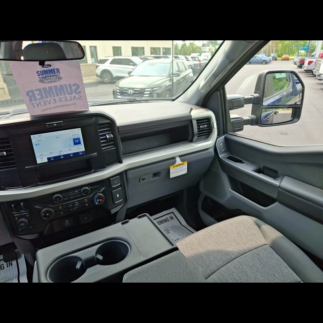 2026 Ford Super Duty F-250 SRW Base thumbnail 15
