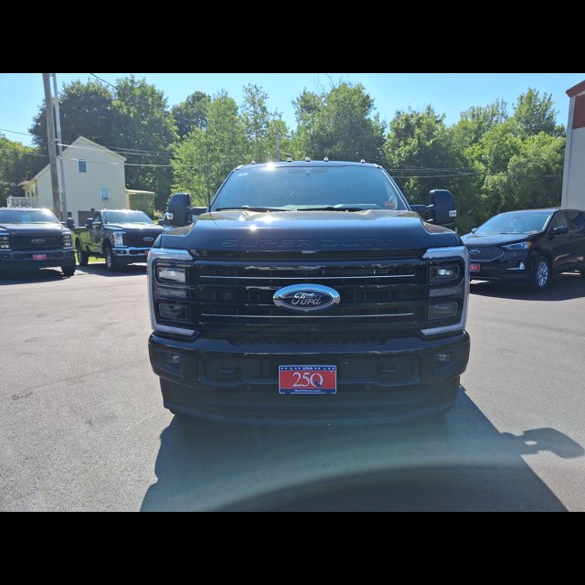 2026 Ford Super Duty F-350 SRW Base thumbnail 6