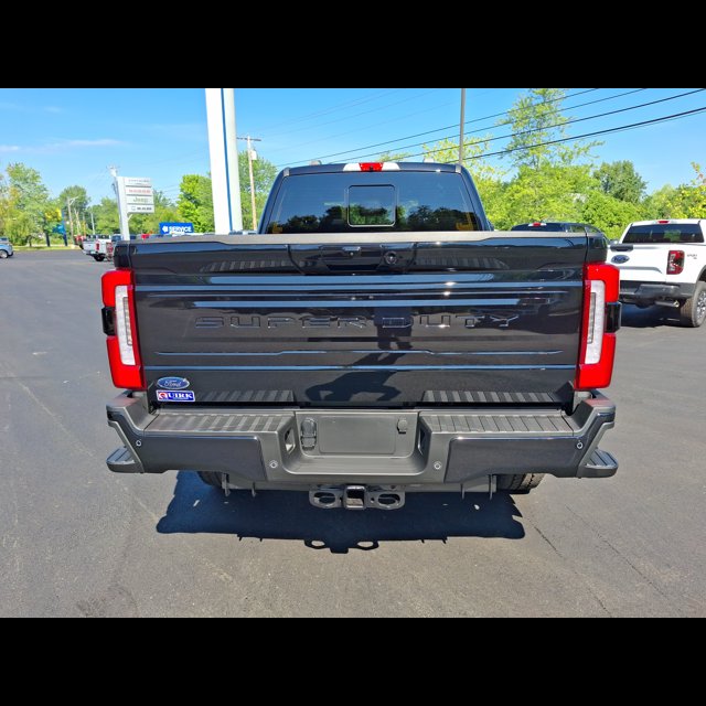 2026 Ford Super Duty F-350 SRW Base thumbnail 10