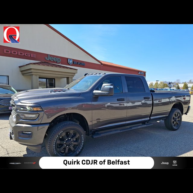 2026 Ram 2500 Black Express 4X4