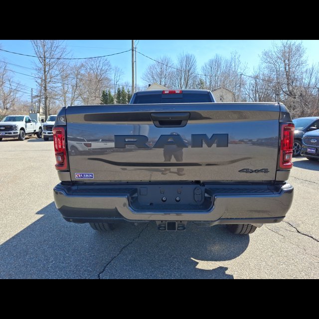 2026 Ram 2500 Black Express thumbnail 7