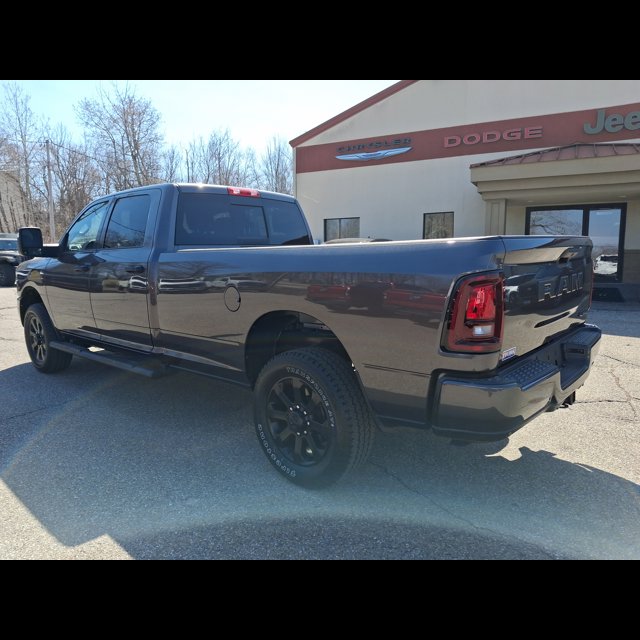 2026 Ram 2500 Black Express thumbnail 8
