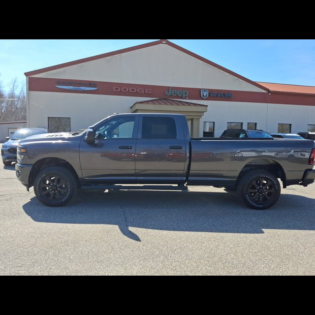 2026 Ram 2500 Black Express thumbnail 9