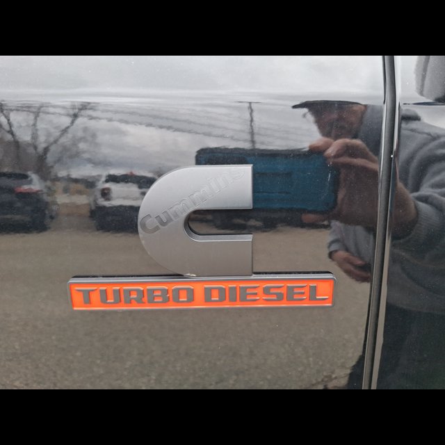 2026 Ram 2500 Laramie thumbnail 9