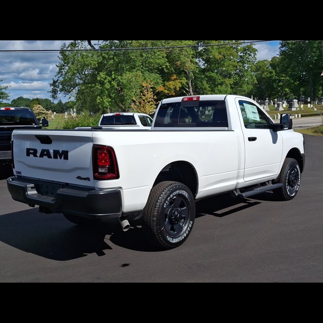 2026 Ram 2500 Tradesman thumbnail 5
