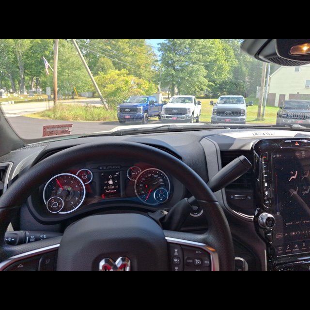 2026 Ram 2500 Tradesman thumbnail 13