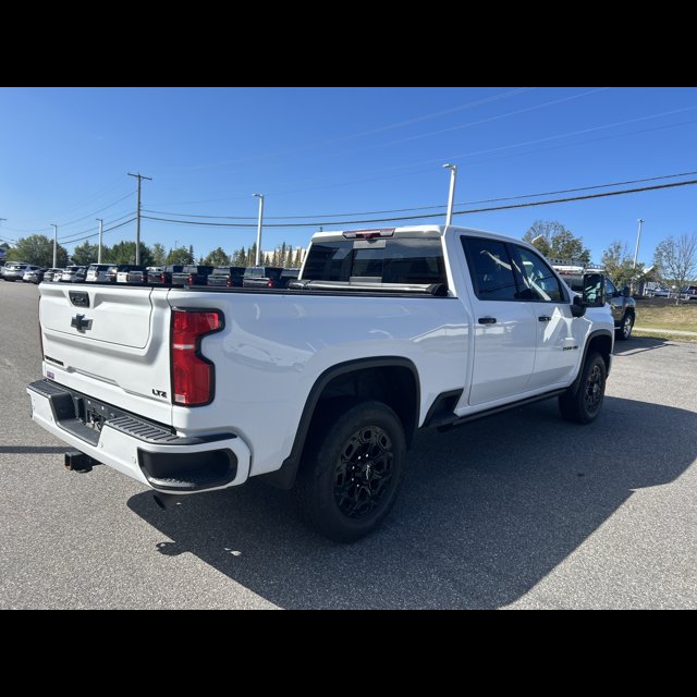 2024 Chevrolet Silverado 2500HD LTZ thumbnail 3