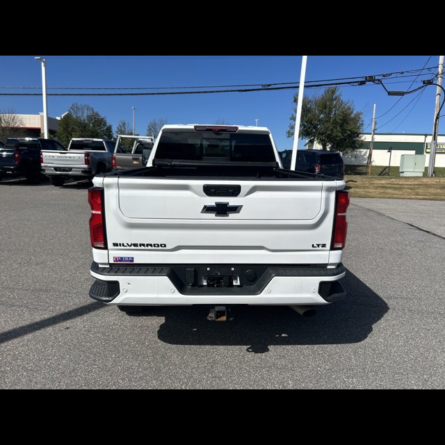 2024 Chevrolet Silverado 2500HD LTZ thumbnail 4