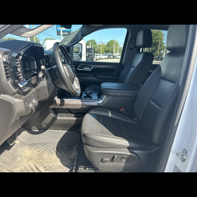 2024 Chevrolet Silverado 2500HD LTZ thumbnail 10