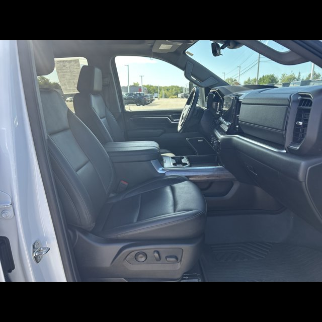 2024 Chevrolet Silverado 2500HD LTZ thumbnail 11