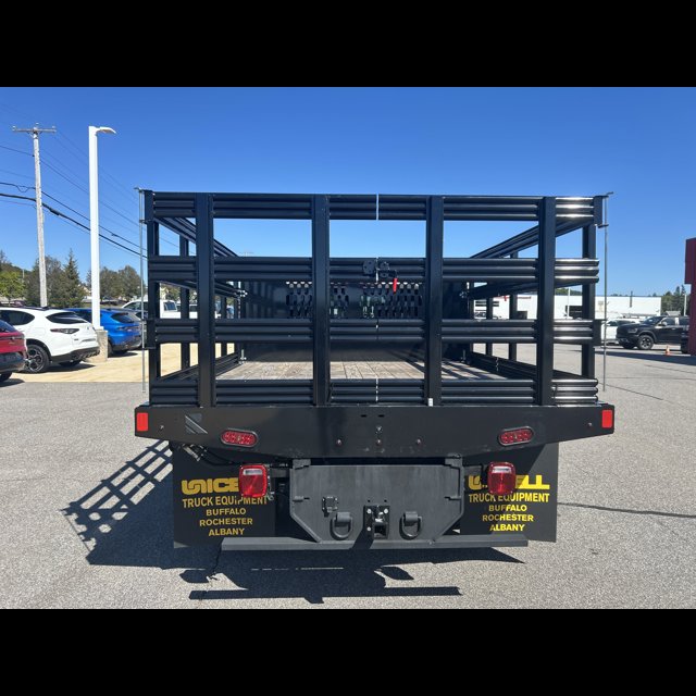 2025 Chevrolet Silverado 3500HD CC Work Truck thumbnail 6