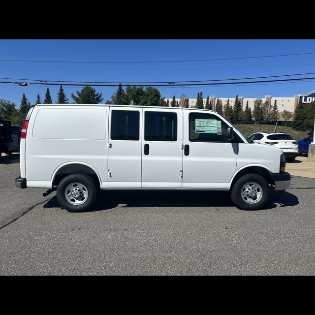 2025 Chevrolet Express Cargo Van Base thumbnail 7
