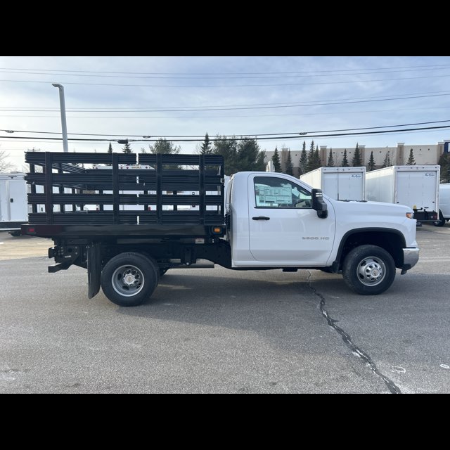 2025 Chevrolet Silverado 3500HD CC Work Truck thumbnail 7